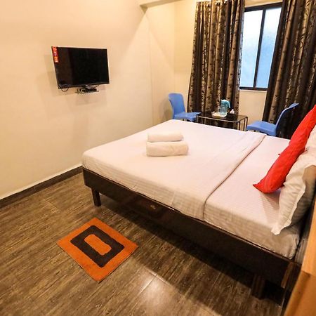 Hotel Sai Niwas Lonavala Eksteriør billede