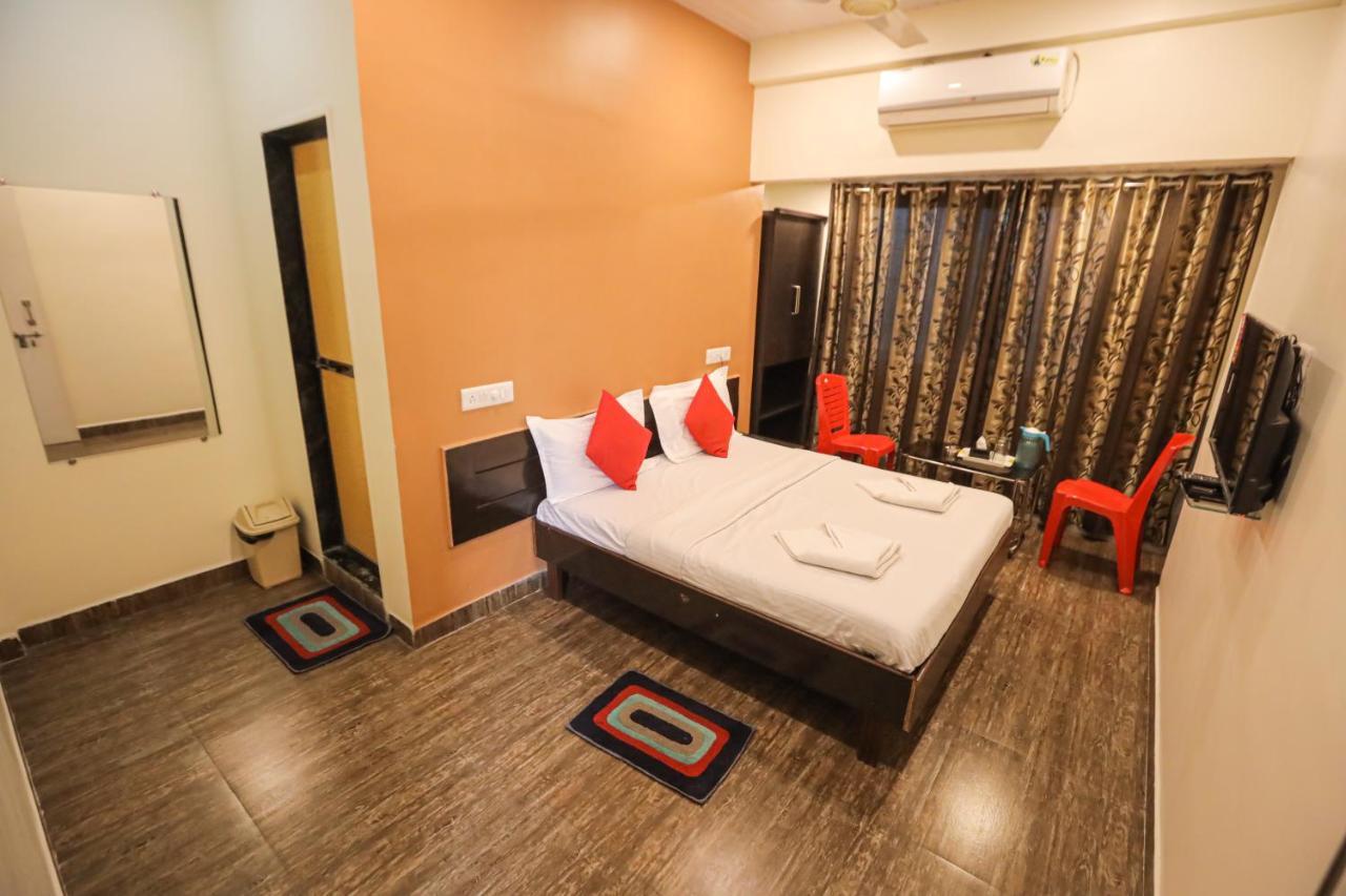 Hotel Sai Niwas Lonavala Eksteriør billede