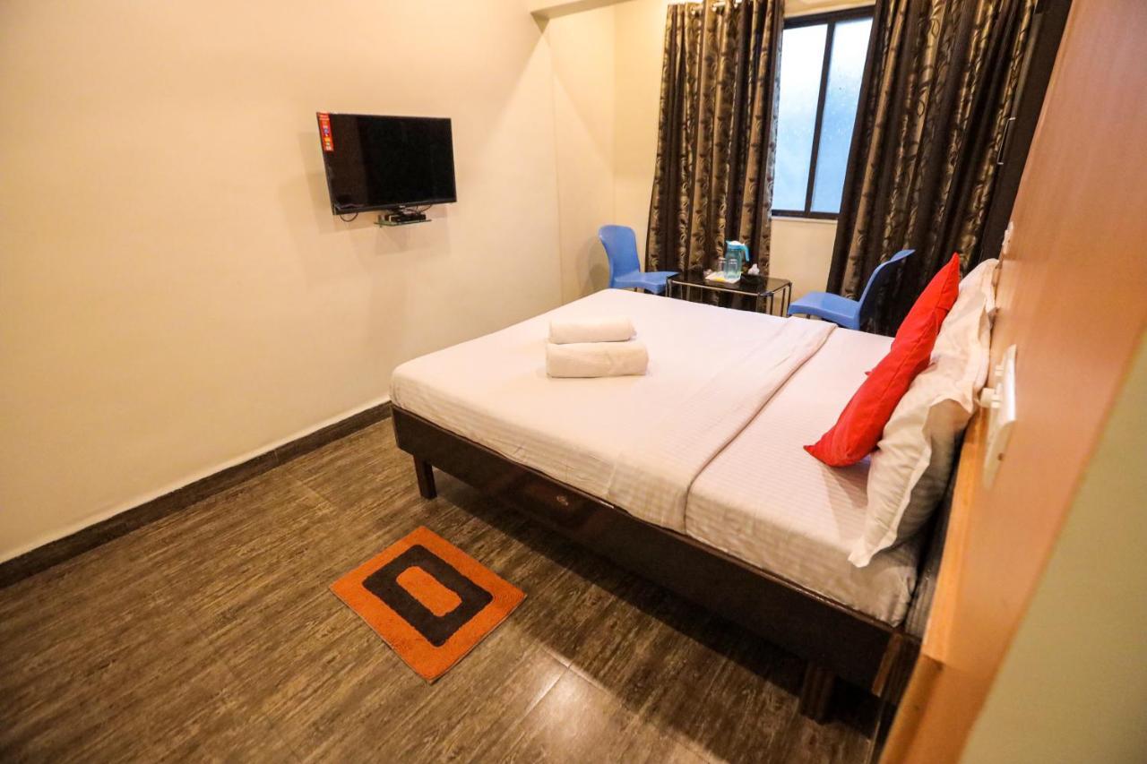 Hotel Sai Niwas Lonavala Eksteriør billede
