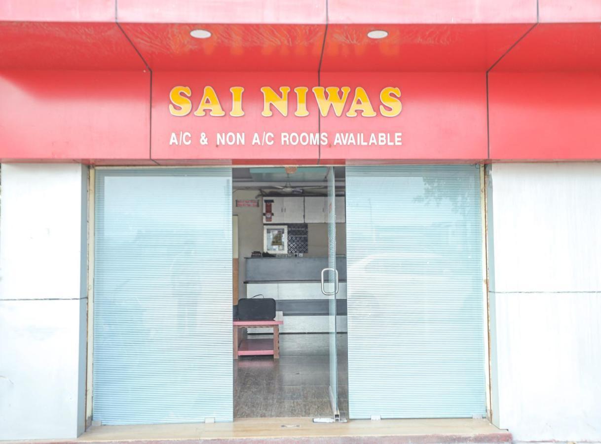 Hotel Sai Niwas Lonavala Eksteriør billede