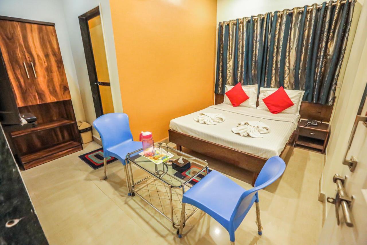 Hotel Sai Niwas Lonavala Eksteriør billede
